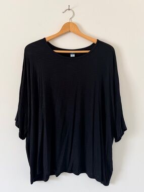 Old Navy Black Short Sleeve Tee